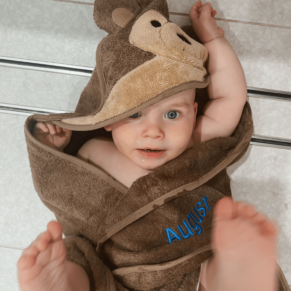 
                      
                        Hooded Towel - Banjo The Bear - Riff Raff Baby US
                      
                    