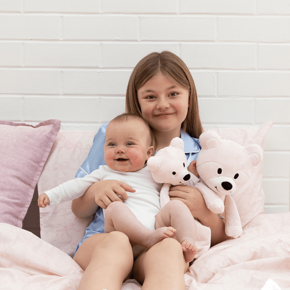 
                      
                        Sleep Toy - Lulu the Bear - Riff Raff Baby US
                      
                    
